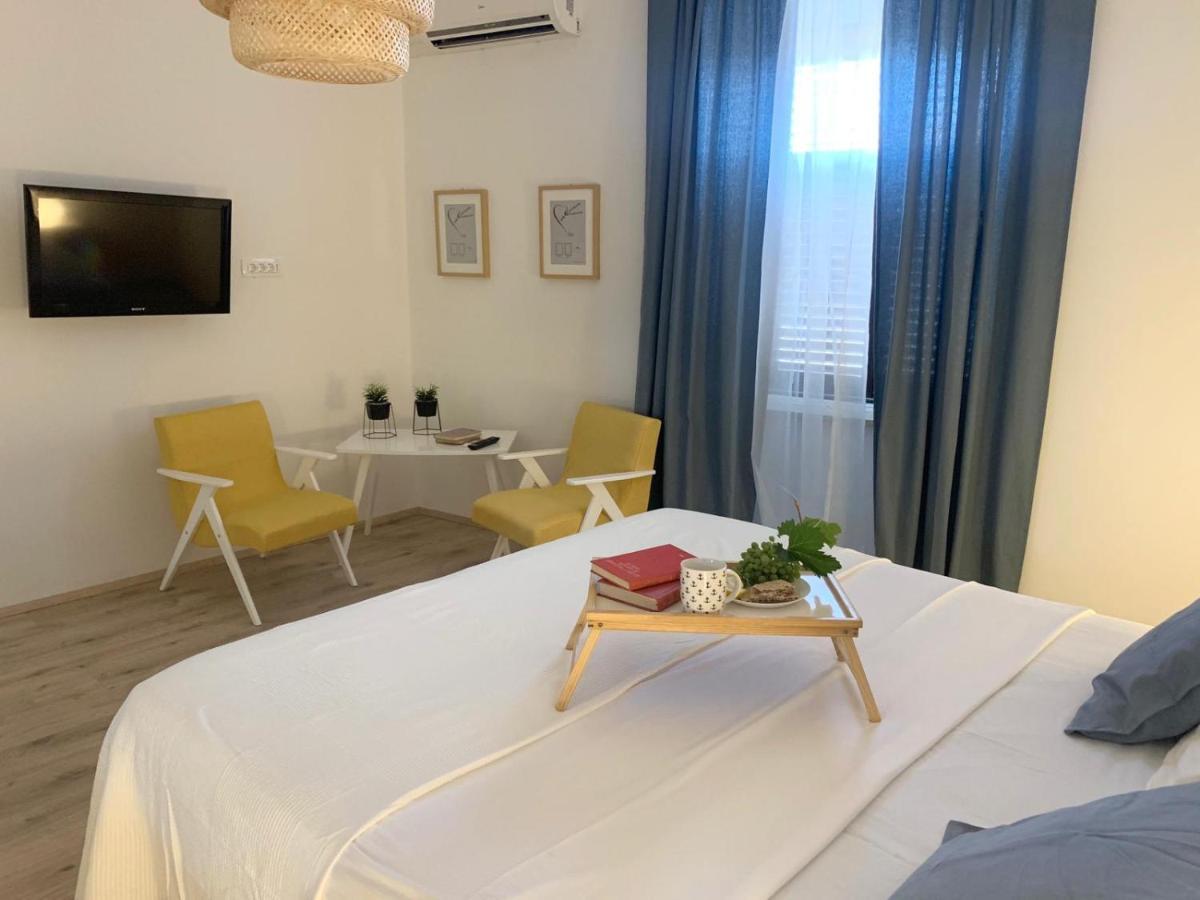 Ra City Garden Suite Pula Exterior foto